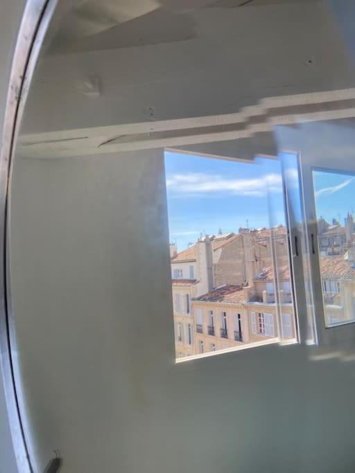 Grand Avec Vue Sur Notre Dame De La Garde Marseille